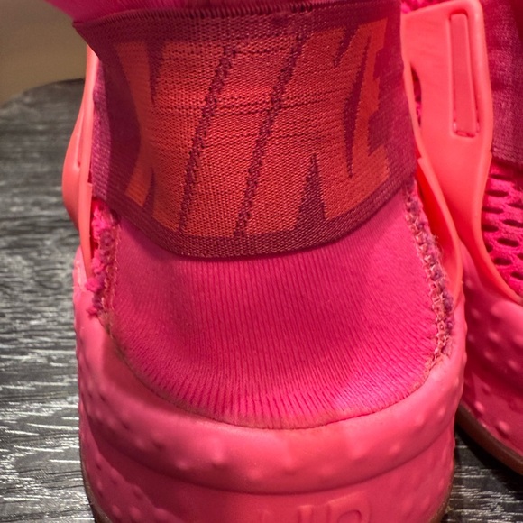 Nike Air women's 7.5 Huarache Run Ultra Breathe 833292-600 Total Pink Blast - Picture 9 of 11